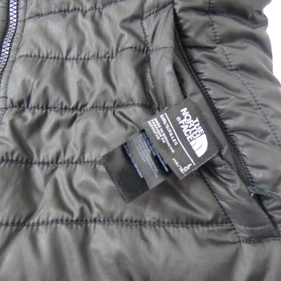 The North Face Kids Black Jacket - Picture 4 of 4